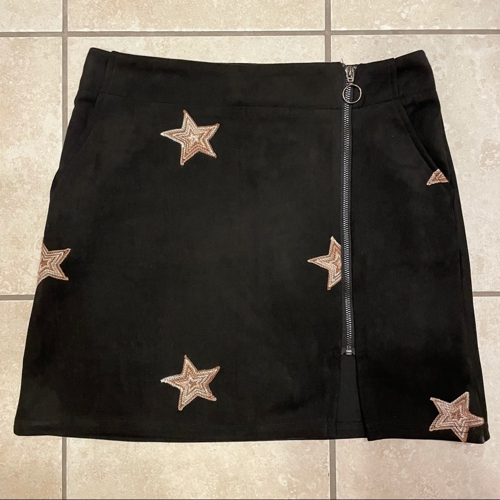 South Moon Under Suede Star Mini Skirt Size M